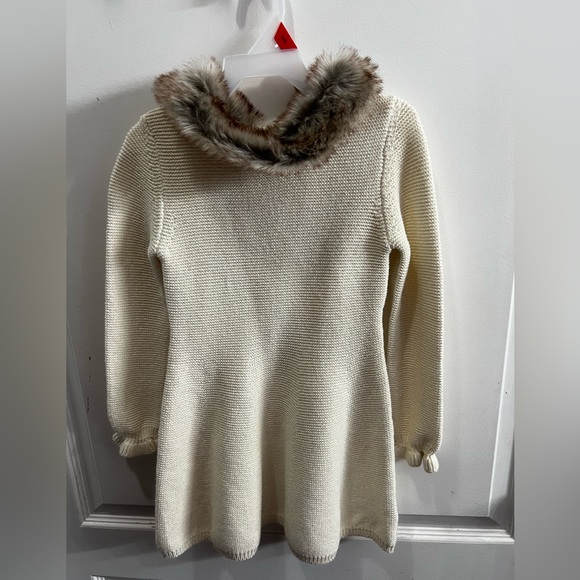 Dress - Picture 3 of 3